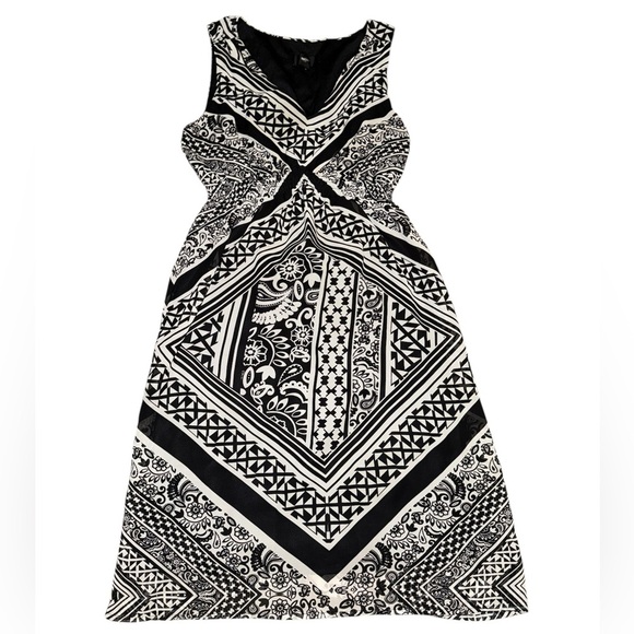 Mossimo Supply Co. Dresses & Skirts - Mossimo Patterned Dress